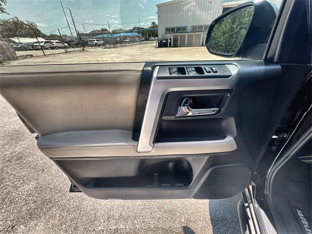 Photo of 2021 Midnight Black Metallic Toyota 4Runner