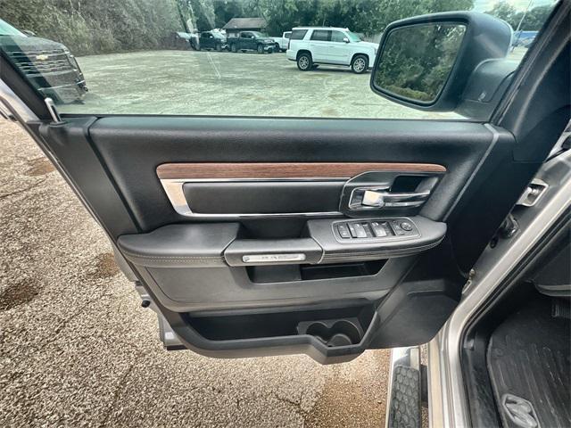 Photo of 2017 Bright Silver Metallic Clearcoat RAM 1500