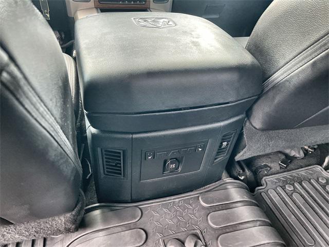 Photo of 2017 Bright Silver Metallic Clearcoat RAM 1500