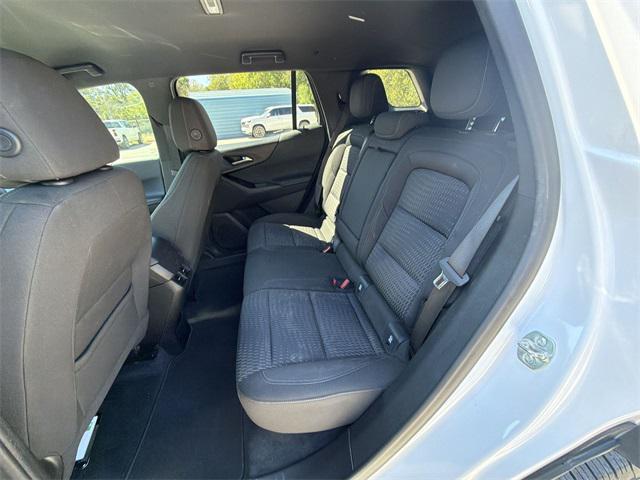Photo of 2025 Summit White Chevrolet Equinox