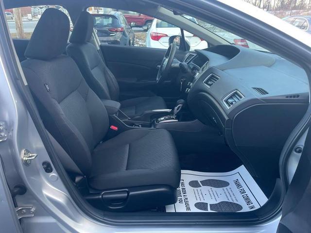 Photo of 2014 Gray Honda Civic