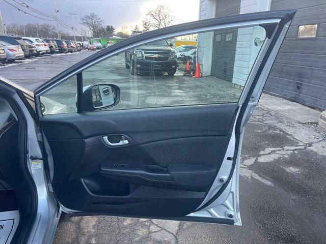 Photo of 2014 Gray Honda Civic