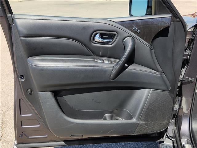 Photo of 2024 Gray INFINITI QX80