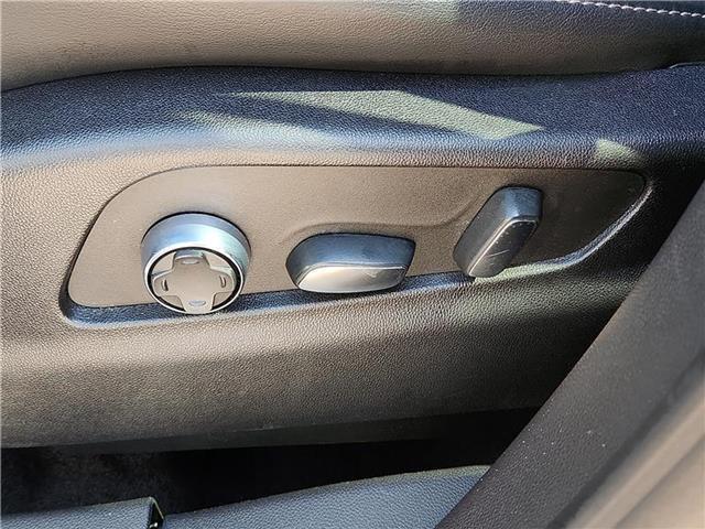 Photo of 2024 Silver Cadillac XT4