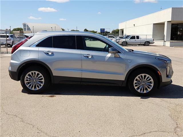 Photo of 2024 Silver Cadillac XT4