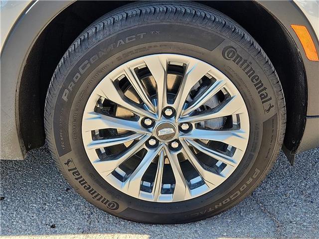 Photo of 2024 Silver Cadillac XT4