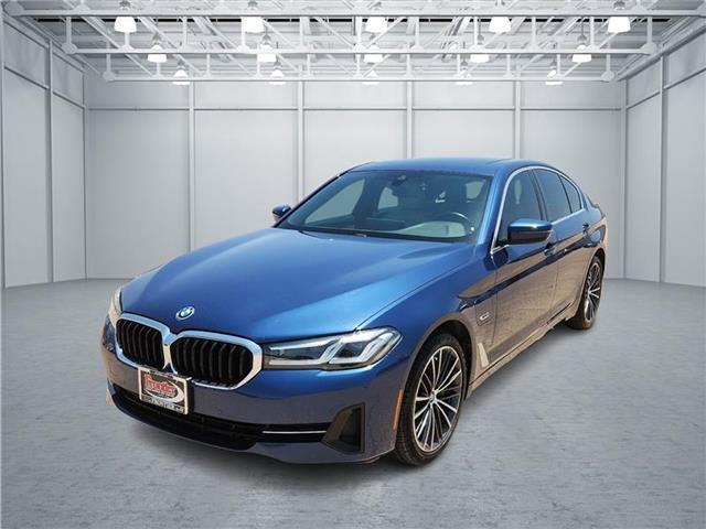 2022 BMW 530E
