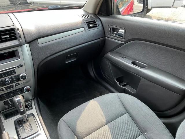 Photo of 2010 Red Ford Fusion