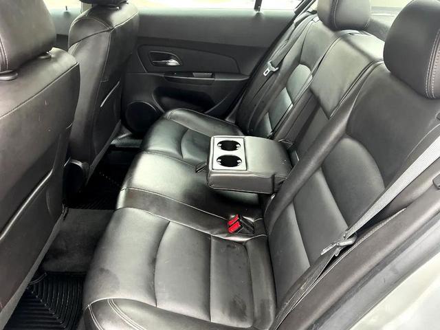 Photo of 2014 Silver Ice Metallic Chevrolet Cruze