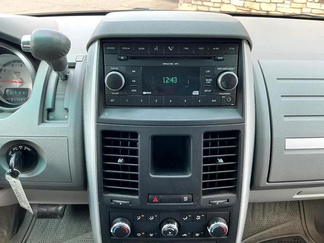 Photo of 2008 Bright Silver Metallic Clearcoat Dodge Grand Caravan