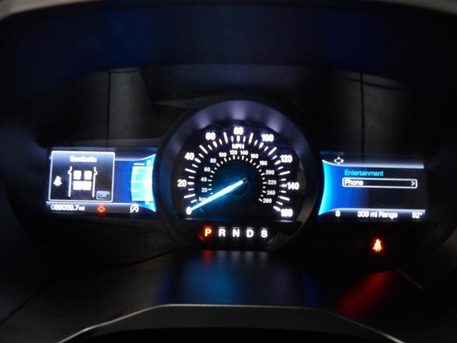 Photo of 2022 Gray Ford Edge