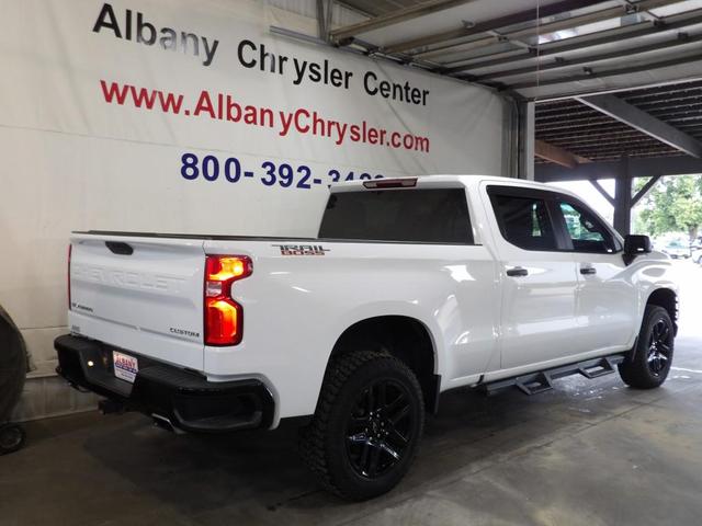 Photo of 2021 White Chevrolet Silverado 1500