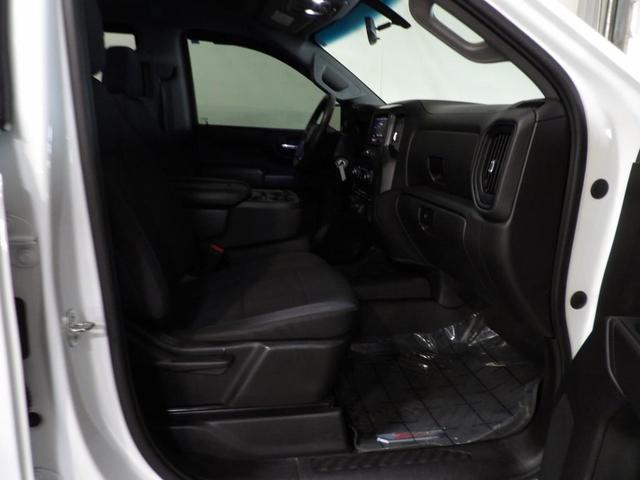 Photo of 2021 White Chevrolet Silverado 1500