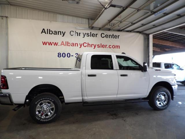 Photo of 2025 Bright White RAM 3500