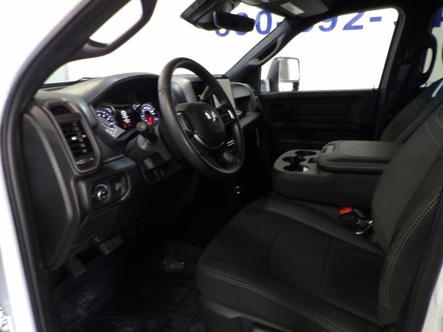 Photo of 2025 Bright White RAM 3500