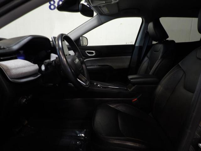 Photo of 2022 Granite Jeep Compass