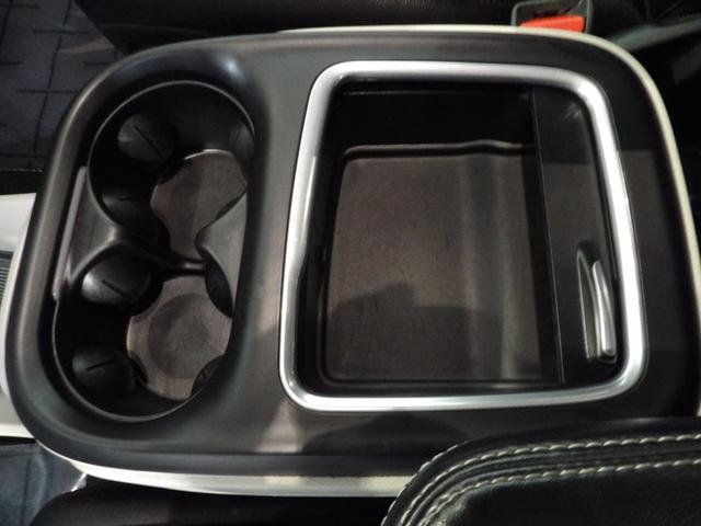 Photo of 2022 Gray Chrysler Pacifica Hybrid