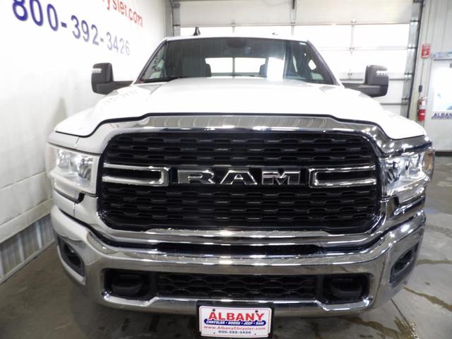 Photo of 2024 White RAM 2500