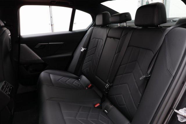 Photo of 2024 Gray BMW 530