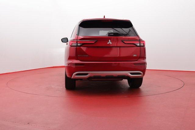 Photo of 2024 Red Mitsubishi Outlander