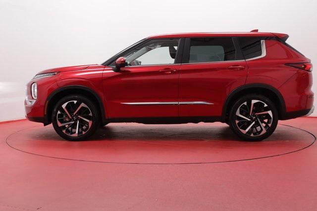 Photo of 2024 Red Mitsubishi Outlander