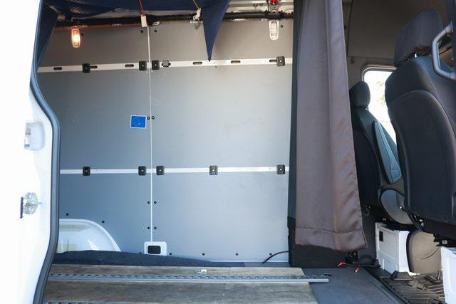 Photo of 2023 White Mercedes-Benz Sprinter 2500