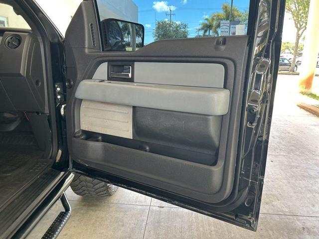 Photo of 2012 Tuxedo Black Metallic Ford F-150