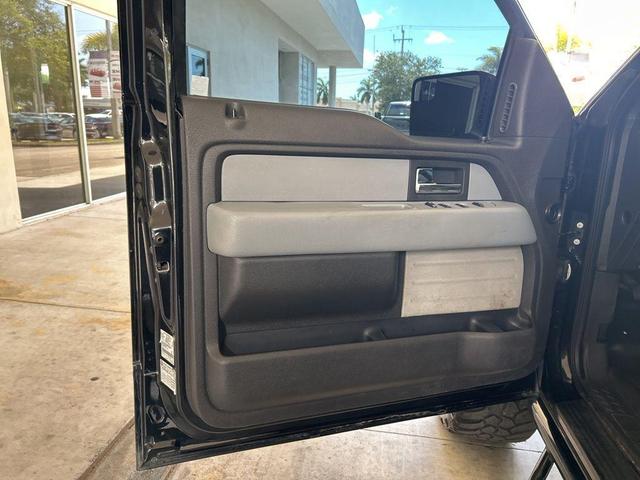 Photo of 2012 Tuxedo Black Metallic Ford F-150