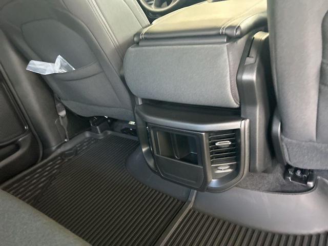 Photo of 2025 Bright White Clearcoat RAM 1500