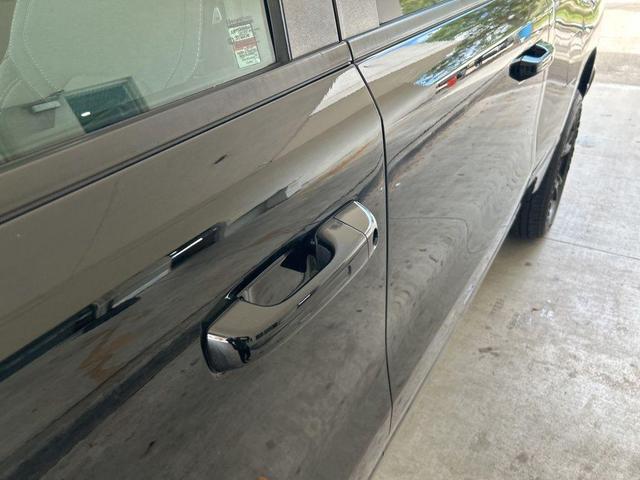 Photo of 2021 Diamond Black RAM 1500