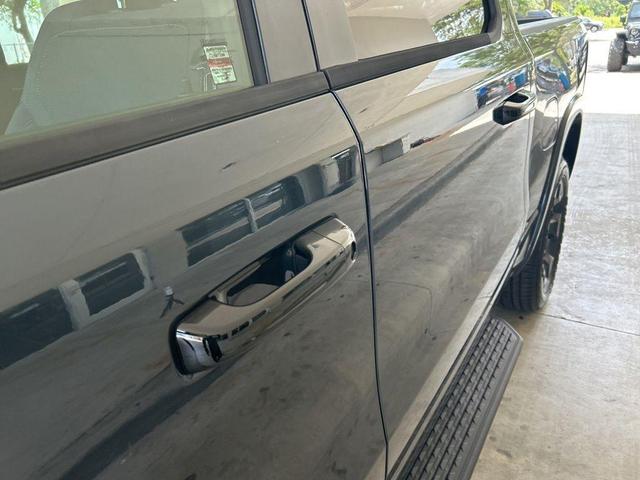 Photo of 2025 Blue Metallic RAM 1500