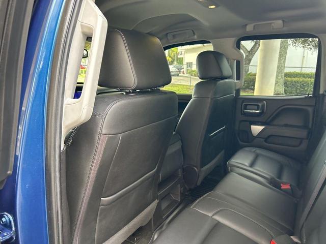 Photo of 2017 Deep Ocean Blue Metallic Chevrolet Silverado 1500