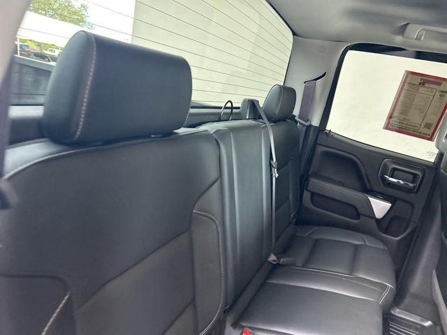 Photo of 2017 Deep Ocean Blue Metallic Chevrolet Silverado 1500