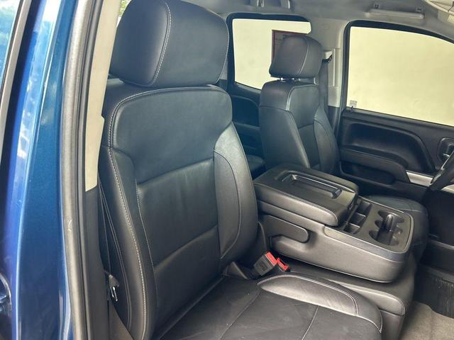 Photo of 2017 Deep Ocean Blue Metallic Chevrolet Silverado 1500