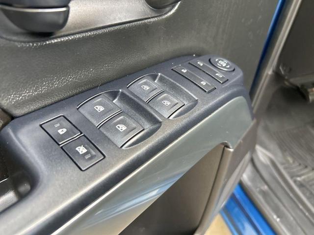 Photo of 2017 Deep Ocean Blue Metallic Chevrolet Silverado 1500