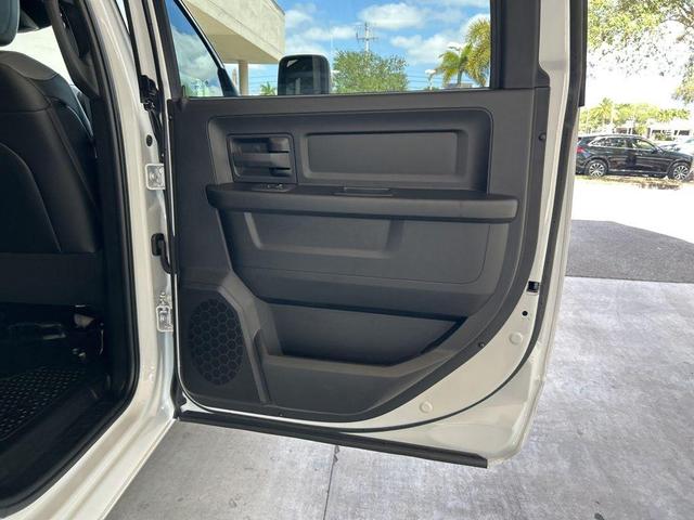 Photo of 2025 Bright White Clearcoat RAM 3500