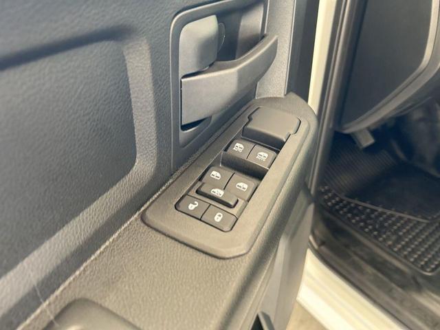 Photo of 2025 Bright White Clearcoat RAM 3500