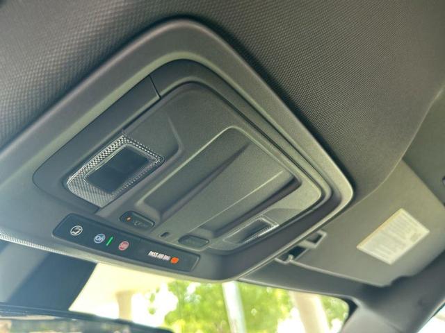 Photo of 2021 Red Chevrolet Silverado 1500
