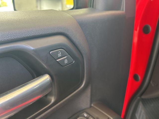 Photo of 2021 Red Chevrolet Silverado 1500