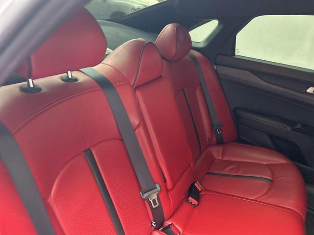 Photo of 2022 Glacial White Pearl Kia K5