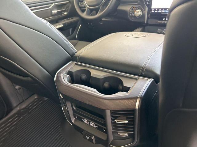 Photo of 2025 Diamond Black RAM 1500
