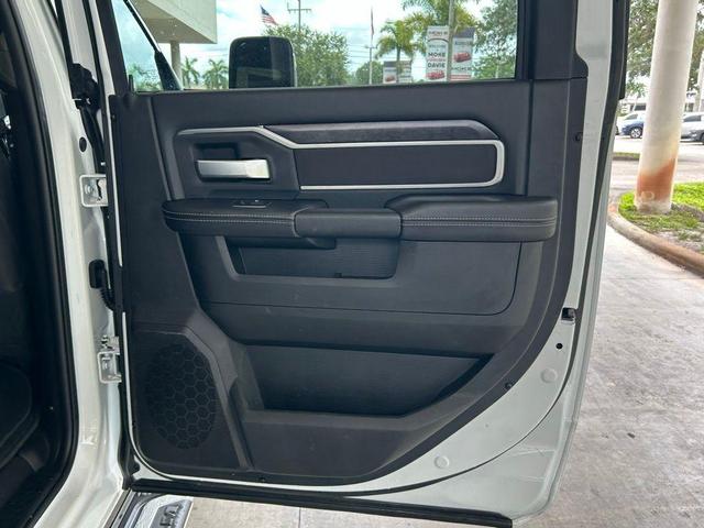 Photo of 2024 White RAM 2500