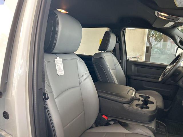 Photo of 2025 Bright White Clearcoat RAM 2500