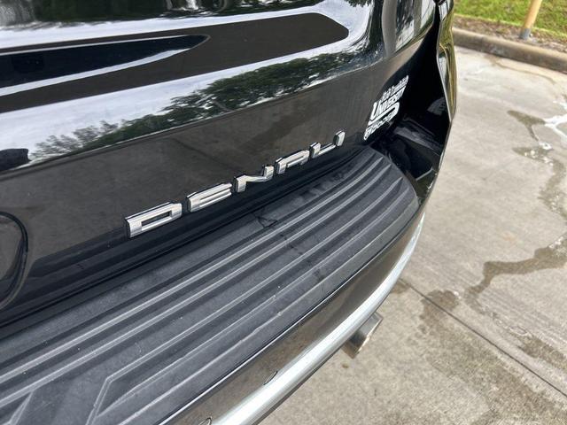 Photo of 2023 Onyx Black GMC Yukon