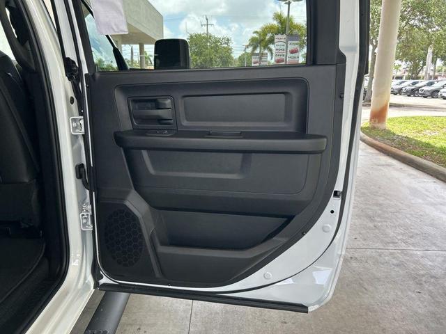 Photo of 2025 Bright White Clearcoat RAM 3500