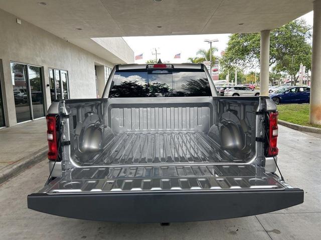 Photo of 2025 Billet Silver Metallic Clearcoat RAM 1500