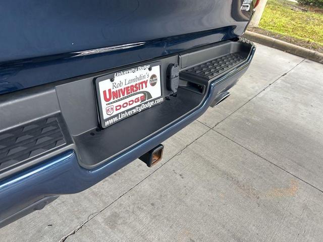 Photo of 2022 Patriot Blue Pearlcoat RAM 1500