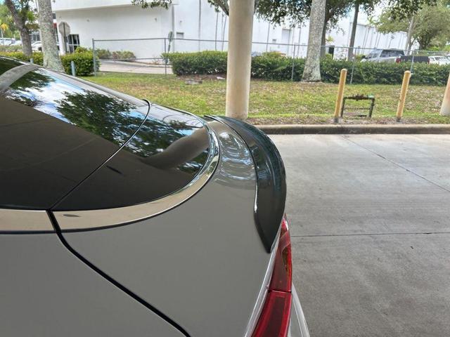 Photo of 2021 Wolf Gray Kia K5