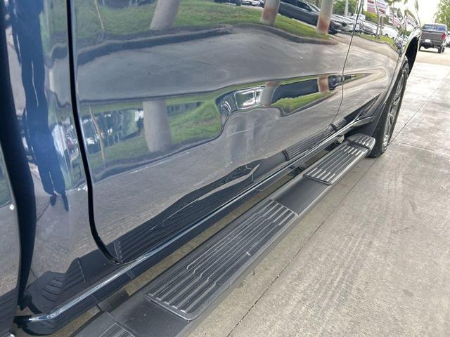 Photo of 2022 Northsky Blue Metallic Chevrolet Silverado 1500 Limited