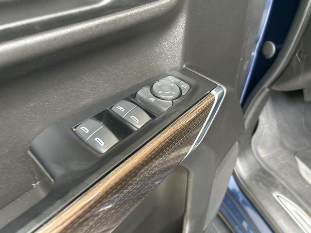 Photo of 2022 Northsky Blue Metallic Chevrolet Silverado 1500 Limited